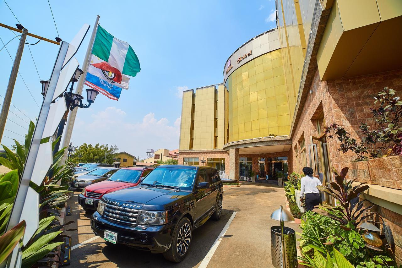 Corinthia Villa Hotel Abuja Exteriör bild